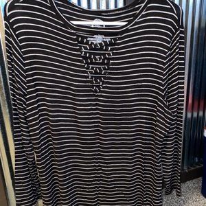 V-neck striped dress